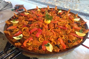 Un traiteur paella pour un anniversaire